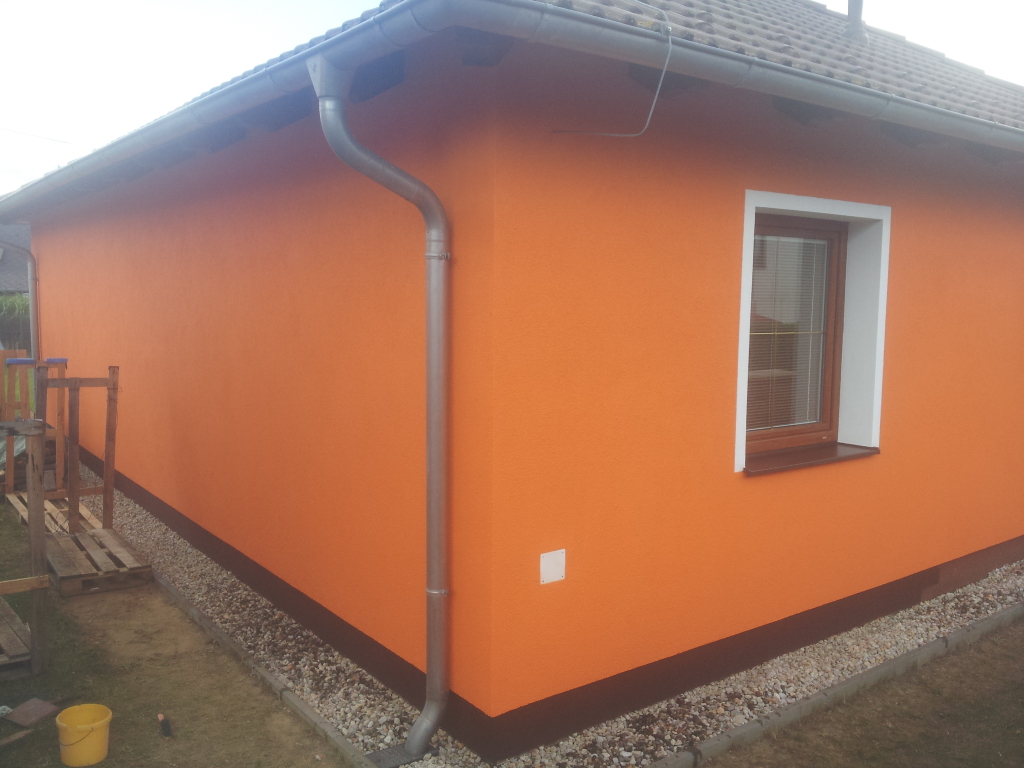 Oprava znehodnocené fasády - Zednictví Kratochvíl